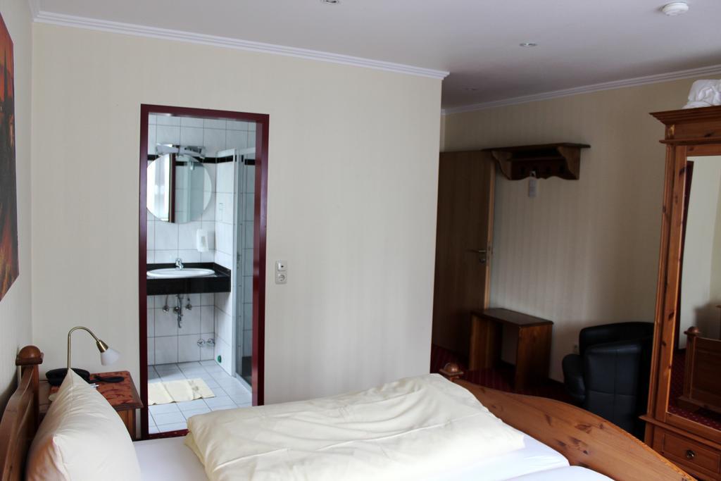 Hotel Schinderhannes Sohren Екстериор снимка